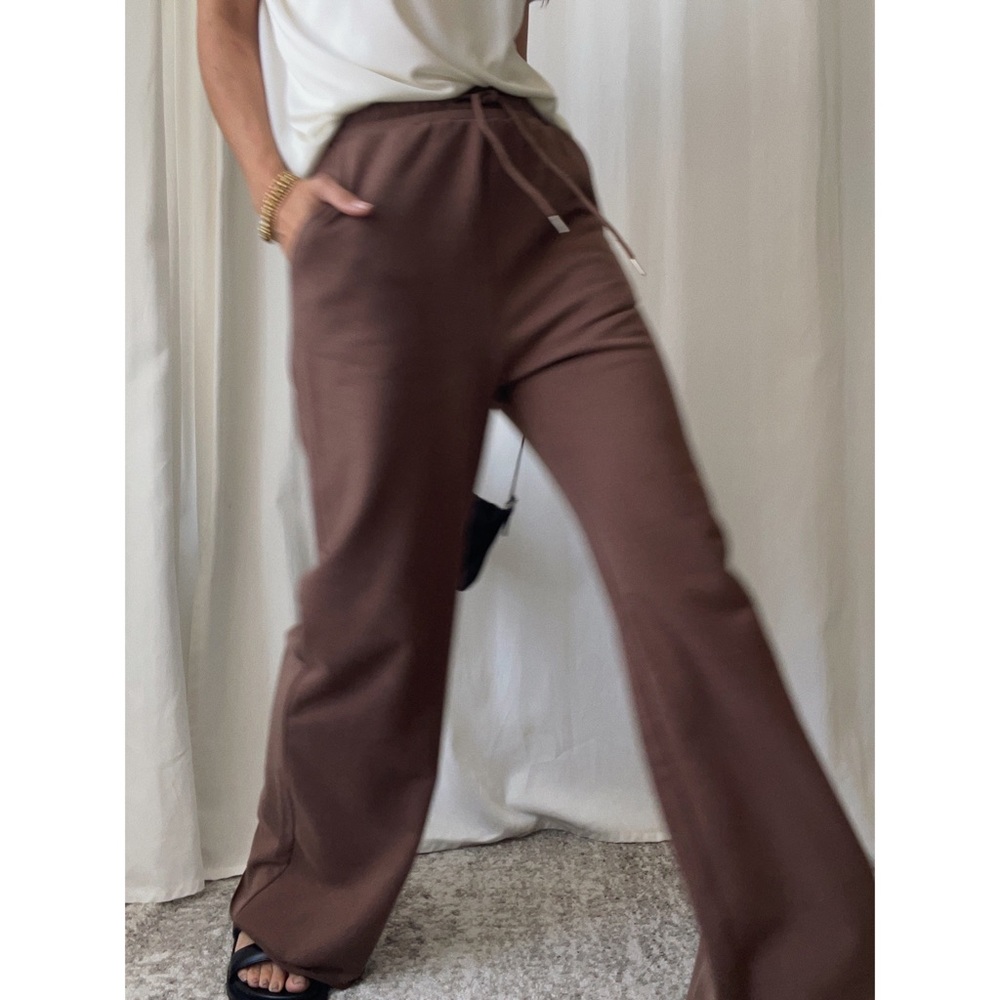 SWEATPANTS wide leg sweatpants — In Cocoa - Picture 2 of 9